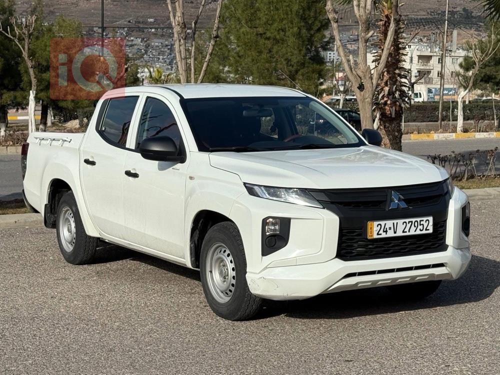 میتسوبیشی L200